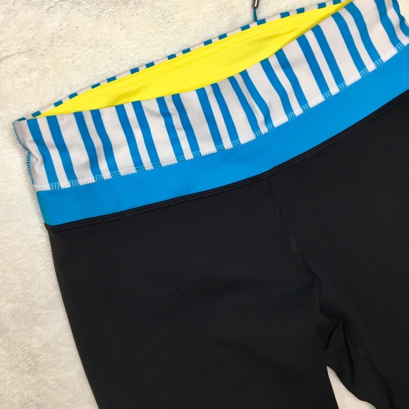 Lululemon Run: Inspire Crop II Black & Turquoise - Picture 7 of 7